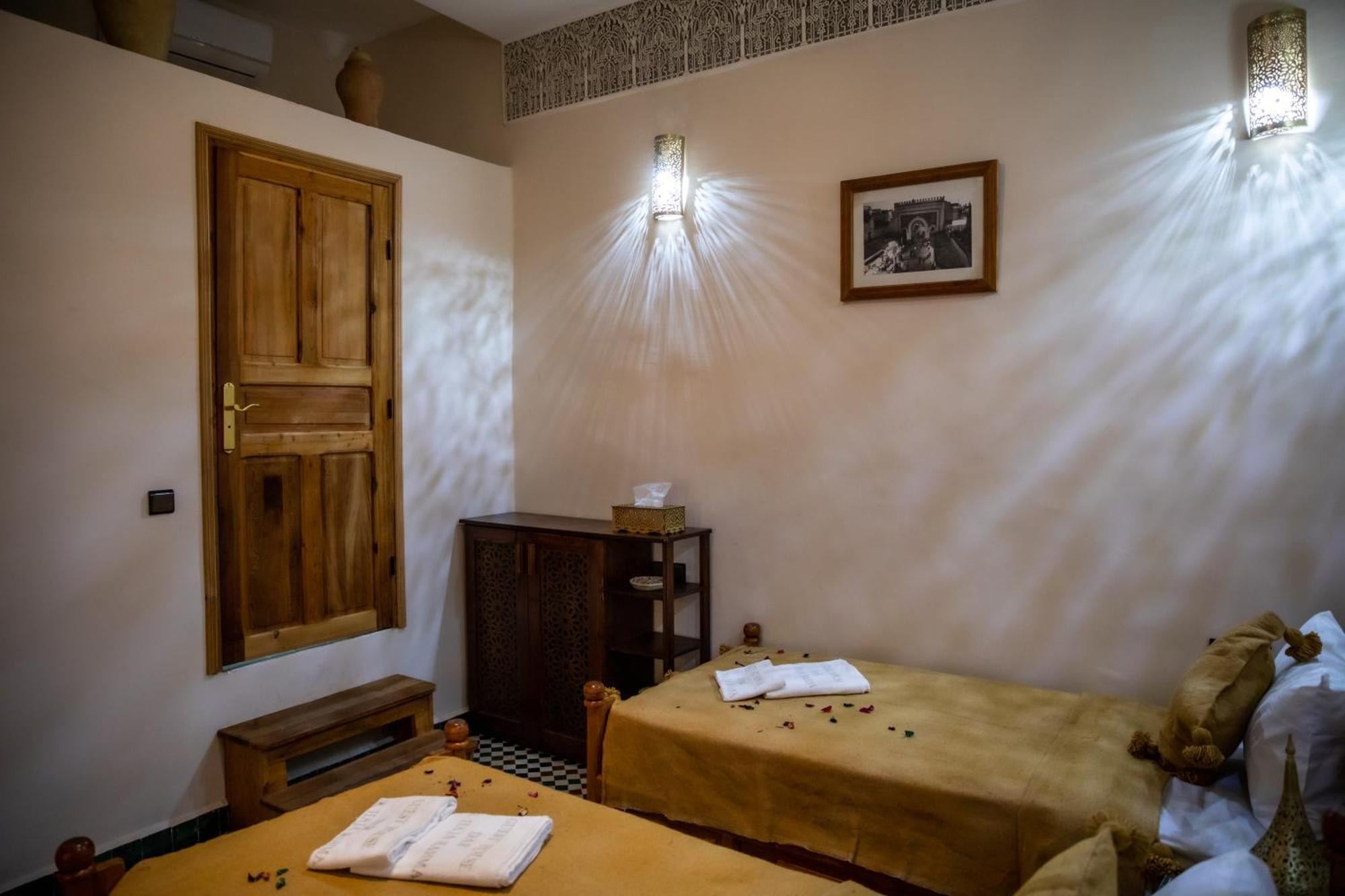 Dar Alhaja Rahma Hotell Fès Exteriör bild